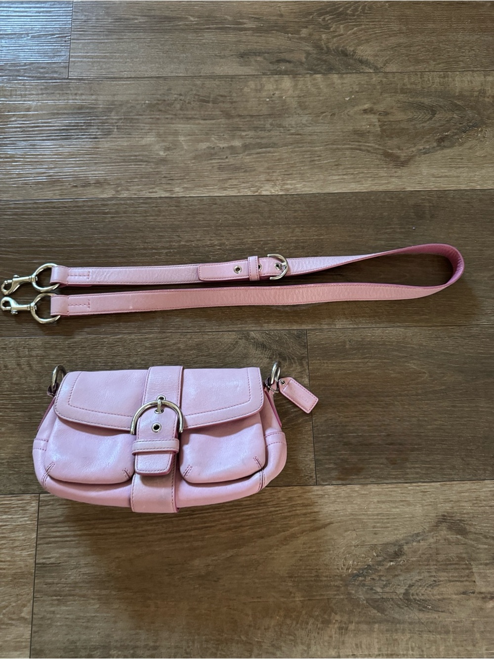 Coach y2k 3683 Soho leather crossbody bag baby pink RARE 💕 - Picture 16 of 16
